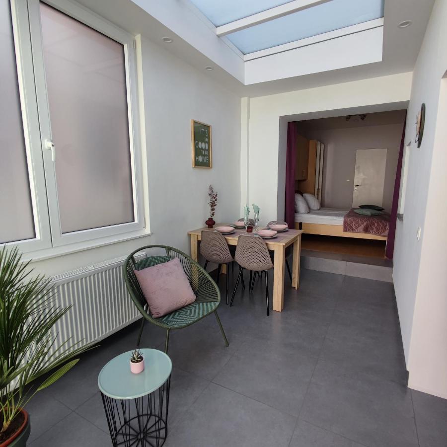 Apartment Villa Ksenija Ostende Exteriér fotografie